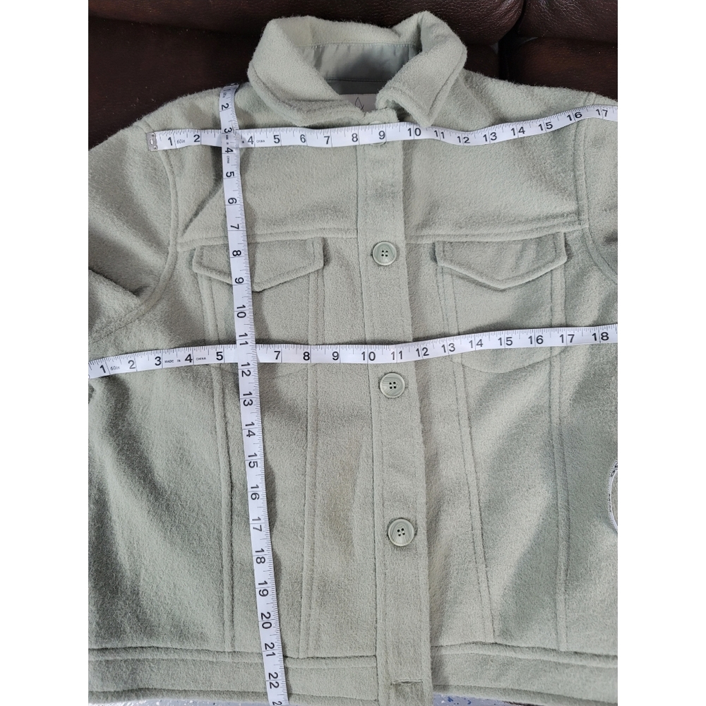 Antrophologie Fleece jacket size L Boxi Shacket sage green color - Picture 6 of 13